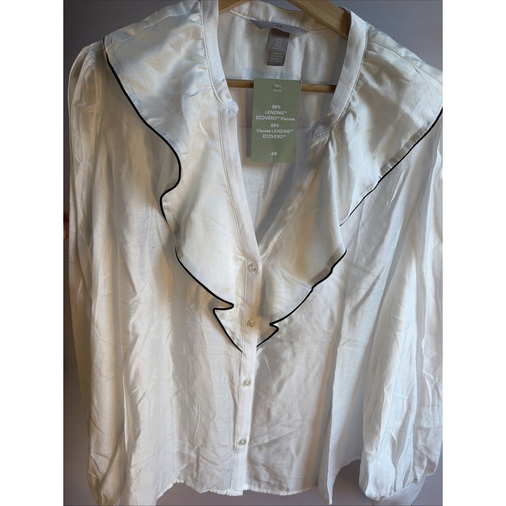 H&M NWT White Ruffle Blouse V-Neck Black Piping EcoVero Viscose Women's Size XL
